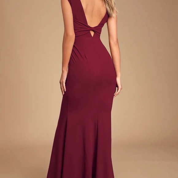 Burgundy Bow Back Maxi Dress - Picture 3 of 7